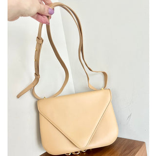 NEW Bottega Veneta Classic Chain Raffaeello Leather Chain Shoulder Bag Beige