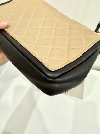 Chanel Quilted Lambskin Leather Flap Shoulder Bag Black/Beige Women's Medium