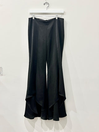Alexis long bell bottom pants satin, S