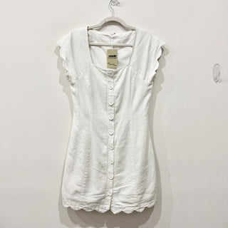 Linen Sleeveless Scalloped Button-Front Shift Mini Dress White Women's Medium