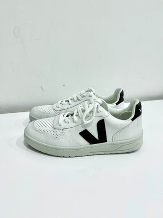 Veja V-10 CWL Vegan Low Top Casual Sneakers Shoes White Black Men's Size US 8