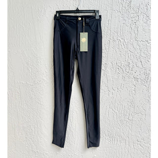 NWT Agua De Coco High-Waisted Body-Fit Buttons Straight Pants Black Women's P/S