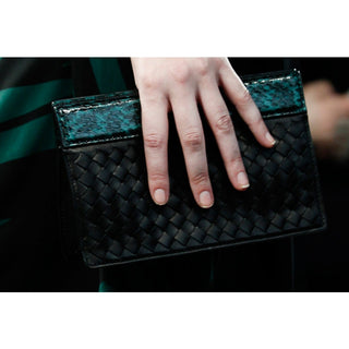 NWT Bottega Veneta Snakeskin Leather Mini Purse Clutch Handbag Black/Green