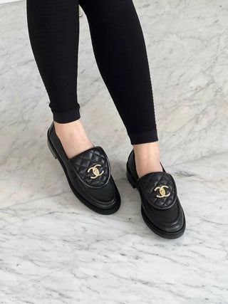 Chanel *RARE Lambskin Leather Quilted CC Turnlock Loafers Black Women's EU 41