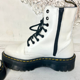 NWOT Dr. Martens Jadon Leather Lace Up Platform Boots White Unisex 38 EUR M6/L7