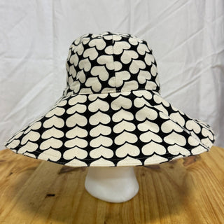 Zimmermann Heart Printed Wide Brim Outdoor Sun Bucket Hat White/Black Size 1