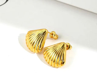 Cioccolato Couture Suzanna 18K Gold-Plated Mother Of Pearl Earring