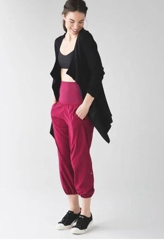 Lululemon Om Swift Ultra Light Cropped Jogger Pants Rosewood Red Women’s Size 4