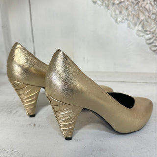 Celine Metallic Leather Pointed Toe Creased Heel Pump Gold Women's 36.5 US 6