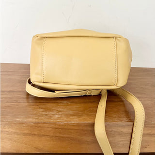 NWOT Unbranded PU Leather Wrinkle Knotted Bow Crossbody Bag Yellow Women's