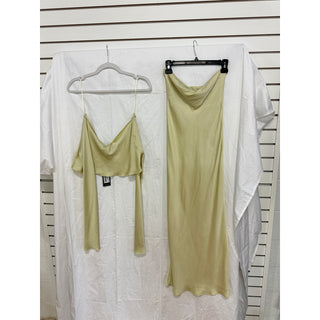 NWT Lioness Devon Off Shoulder Top & Maxi Skirt Set Cornsilk Women's AU 6 / XS