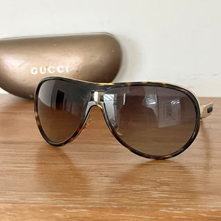 Vintage Gucci GG 1566/ S Classic Aviator Sunglasses Brown Gold Metal Frame Women