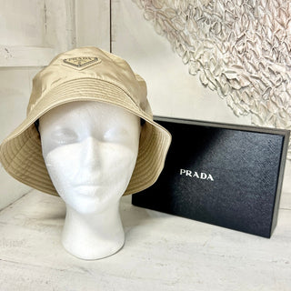 NWT Prada Milano Re-Nylon Metal Triangle Logo Womens Bucket Hat Beige Khaki M