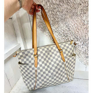 Louis Vuitton Damier Azur  Canvas Totally MM Shoulder Tote Bag White