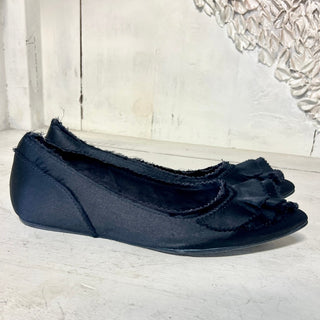 NWT Pedro Garcia Albany Satin Slip On Pointed Toe Ballet Flats Navy Women's 38