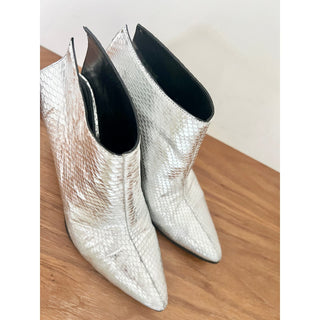 Alumnae Snakeskin Metallic Leather Slip On Block Bootie Silver Women's Sz 38.5/8