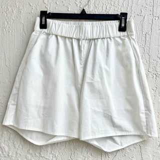 Avenue Cotton Pull On High Waisted Elastic Waist Casual Short White Women's S/M