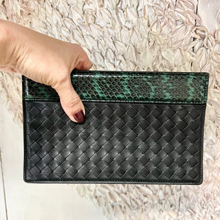 NWT Bottega Veneta Snakeskin Leather Mini Purse Clutch Handbag Black/Green