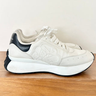 Alexander McQueen Leather Low Top Sprint Runner Sneaker White/Black Mens 43 / 10