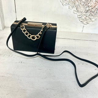 Zara Women's Evening Shoulder Box Handbag Faux leather with Gold Chain Black