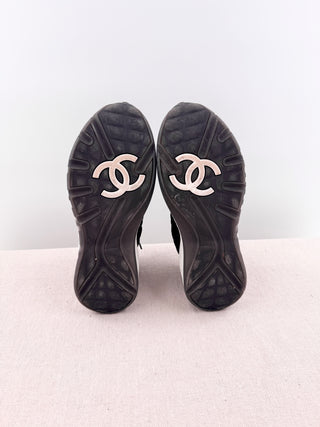 Chanel 21B Suede White CC Logo Lace Up Mid Top Trainer Sneaker Black Mens EU 40