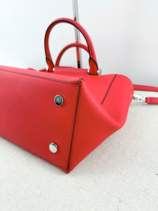 Max Mara structured leather tote bag featuring dual top handles, and detachable shoulder strap