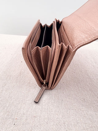 Gucci Interlocking G Continental Flap Wallet