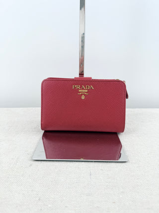 Prada safiano leather bifold medium size wallet
