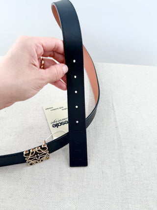 Loewe reversible leather belt with anagram buckle, 80/32