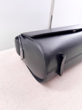 Louis Vuitton noctourne epi leather shoulder bag