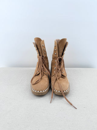 Stuart Weitzman Sondra Suede Faux Pearl Lace-Up Combat Boots Tan Womens Size 8.5