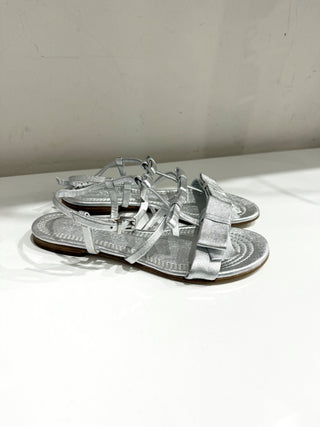 Kennel & Schmenger Elle Flat Strappy Sandals Metallic Silver Leather Womens 4.5