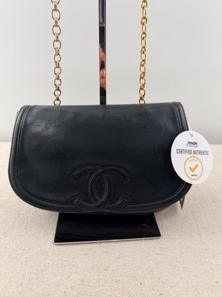 Chanel vintage leather flap bag with stitched CC and chain strap