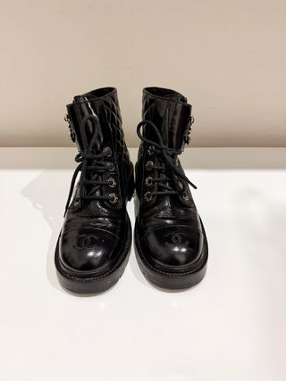 CHANEL Shiny Calfskin Quilted Lace Up Combat Boots with Metal Logo Black EU 37