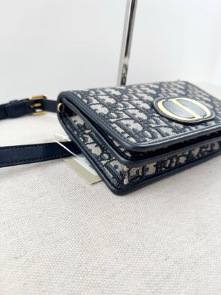 Dior 2 in 1 30 montaigne pouch belt and shoulder bag