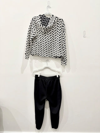 Koral black and white set hoodie and joggers, M