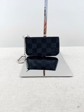 Louis Vuitton damier graphite key pouch