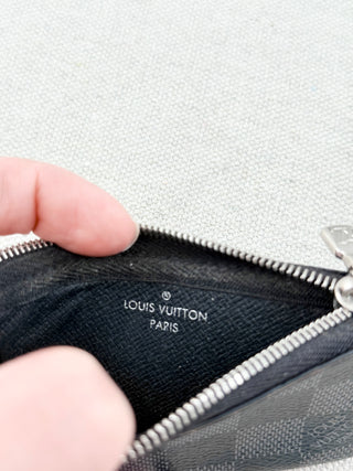 Louis Vuitton damier graphite key pouch