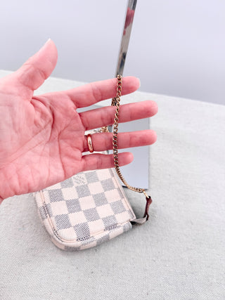 Louis Vuitton mini pochette accessories mini