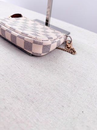 Louis Vuitton mini pochette accessories mini