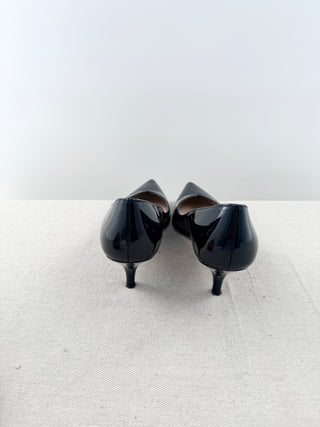 Stuart Weitzman Black patent leather pointed pumps, 7.5