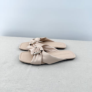 Stuart Weitzman Cece Leather Metal Knotted Flat Slides Sandals Barely Beige 7.5