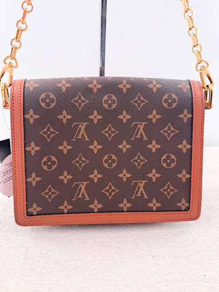 Louis Vuitton dauphine MM bag with chain