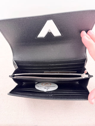 Louis Vuitton Epi Twist Long Wallet