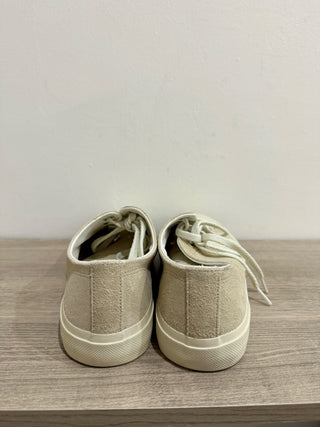 Veja Wata II Suede Low Top Round Toe Sneakers Tan / White Women's Size US 9