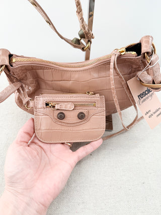 Balenciaga le cagole shoulder bag