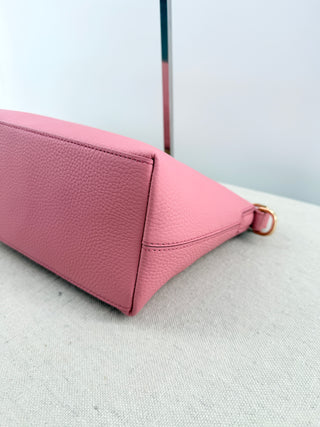 Maison de sabre leather zip up bag with long starap