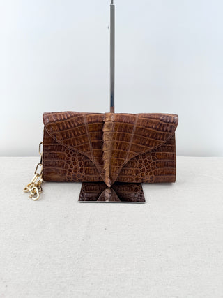Vera Roloff textured leather clutch bag with wristlet chain