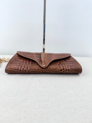 Vera Roloff textured leather clutch bag with wristlet chain