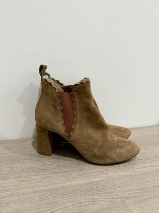 Chloé Lauren Scalloped Suede Ankle Western Boots Caramel Women's 38.5 / US 8.5